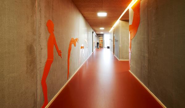 Springcenter i Nærheden